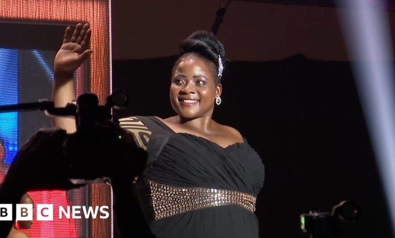 107380120 p07d4j1b.jpg