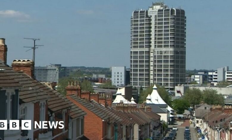 119089329 swindon.jpg