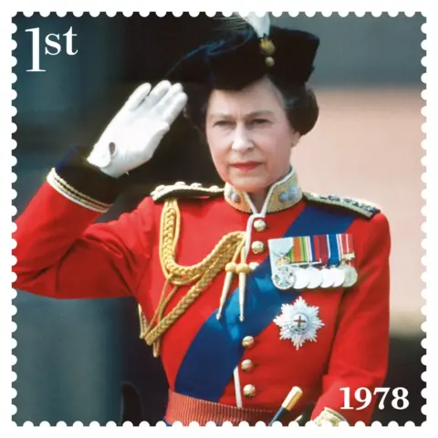 Royal Mail 1978 stamp featuring the Queen in uniform during the Trooping of the Colour