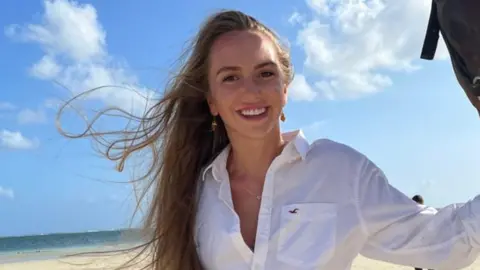 @LuxResortsandHotels Milly Everatt
